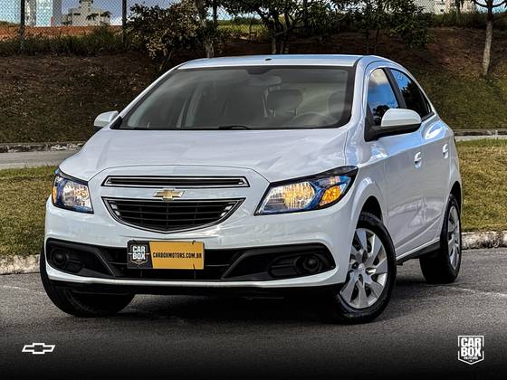 CHEVROLET ONIX 1.4 MPFI LT 8V FLEX 4P MANUAL CHEVROLET ONIX 1.4 MPFI LT 8V FLEX 4P MANUAL